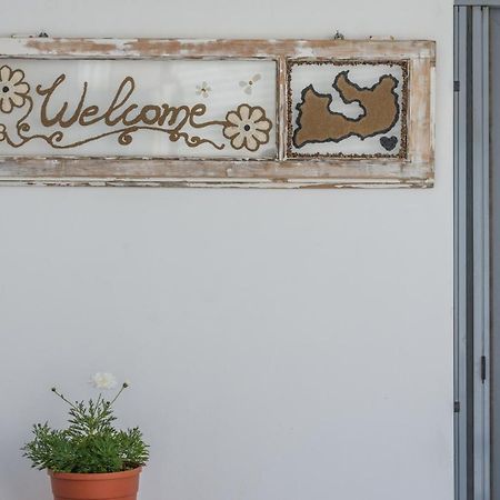 Balliu Apartment Triovasalos Екстер'єр фото