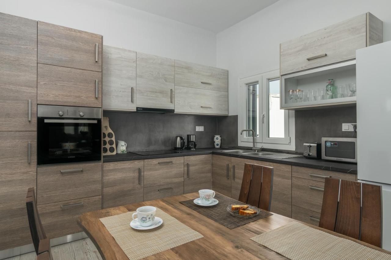 Balliu Apartment Triovasalos Екстер'єр фото