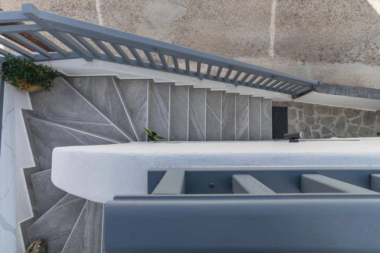 Balliu Apartment Triovasalos Екстер'єр фото